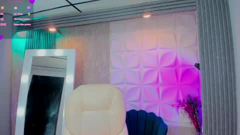 Camila online show from April 15, 2026, 7:58 pm