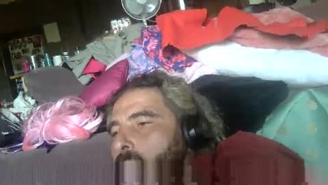 Snapshot of mazl0w chatting on January 30, 2025, 8:32 am mazl0w online show from January 30, 2025, 8:32 am