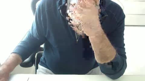 Snapshot of mbeastie chatting on January 10, 2025, 6:28 pm Beastie online show from January 10, 2025, 6:28 pm