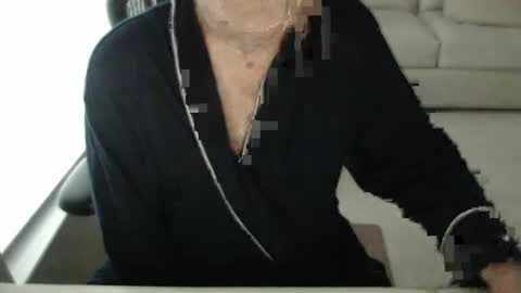 Snapshot of mbeastie chatting on January 21, 2025, 7:17 pm Beastie online show from January 21, 2025, 7:17 pm