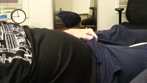 Snapshot of mcload1 chatting on October 15, 2025, 6:46 am McLoad1 online show from October 15, 2025, 6:46 am