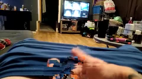 mcmani4348 online show from September 17, 2025, 2:57 am