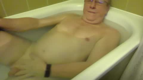 mcswis6 online show from February 23, 2026, 10:40 pm