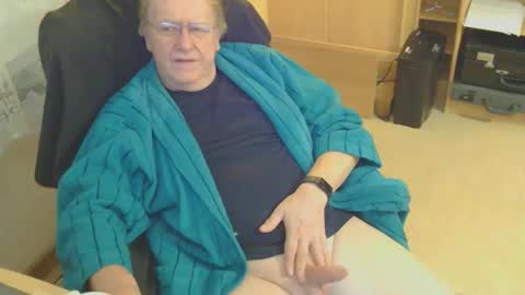 mcswis6 online show from April 1, 2026, 4:24 am