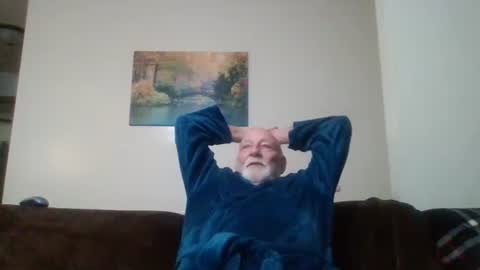 mdane99 online show from December 31, 2024, 1:36 am