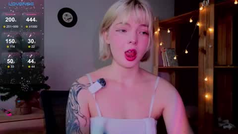 me1inmonro online show from December 17, 2025, 5:24 am