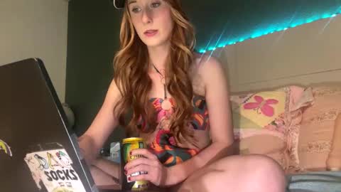 Snapshot of meadowmoon3 chatting on November 20, 2025, 2:01 am meadowmoon3 online show from November 20, 2025, 2:01 am