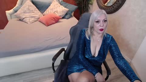 meamandax online show from February 7, 2025, 2:26 pm