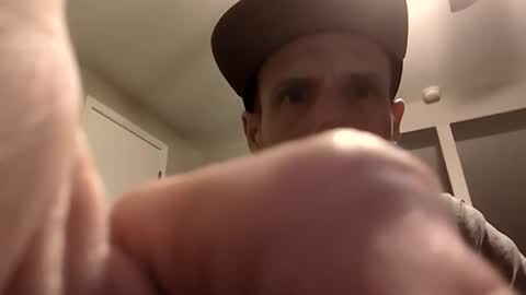 Snapshot of meanfinger chatting on February 20, 2026, 6:19 am Jizzy online show from February 20, 2026, 6:19 am