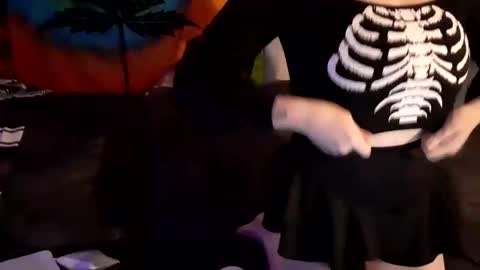 Snapshot of meateater7455 chatting on September 28, 2025, 1:00 am meateater7455 online show from September 28, 2025, 1:00 am