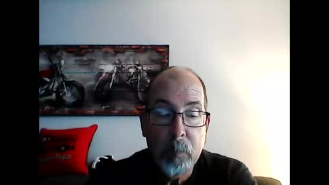 me at home online show from October 19, 2025, 3:12 pm