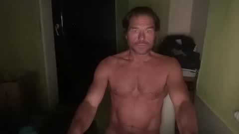 Snapshot of medeinoe chatting on October 18, 2025, 7:03 pm medeinoe online show from October 18, 2025, 7:03 pm