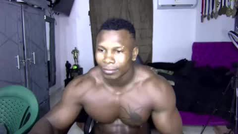 medellinblacx online show from October 19, 2025, 12:55 am