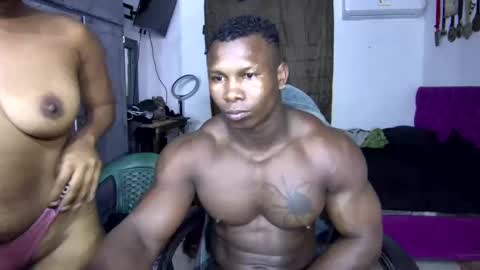 medellinblacx online show from November 3, 2025, 11:37 pm