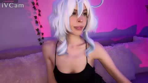 Nicole online show from June 7, 2026, 7:06 pm