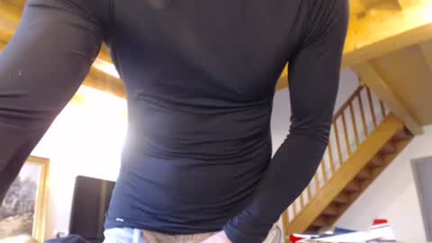 Meditmtc online show from December 16, 2024, 2:49 pm