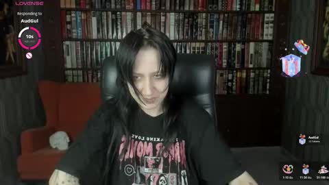 Medusa online show from October 23, 2025, 1:43 pm