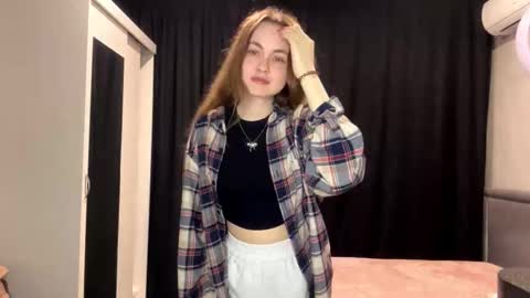 Snapshot of meehunte chatting on November 26, 2025, 3:13 pm Olivia online show from November 26, 2025, 3:13 pm