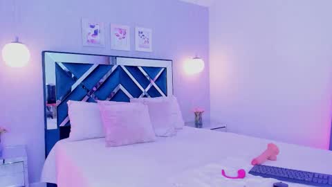 Snapshot of meelody7 chatting on January 18, 2026, 11:47 am Melody online show from January 18, 2026, 11:47 am