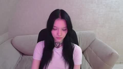 mefwhOre online show from February 24, 2025, 7:41 pm