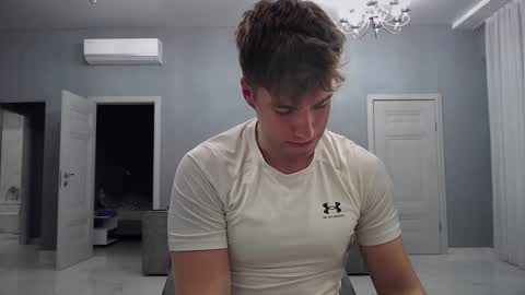 Max online show from December 12, 2024, 5:10 am