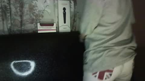 Megan and sophi online show from December 16, 2024, 10:40 am