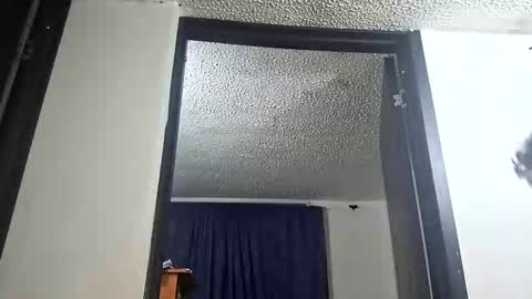 Megan and sophi online show from September 28, 2025, 1:33 am