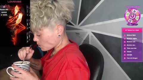 Megan and sophi online show from January 13, 2026, 9:42 pm