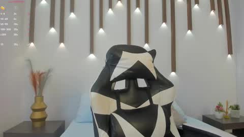 MEGAN COOPER online show from September 16, 2025, 7:04 pm