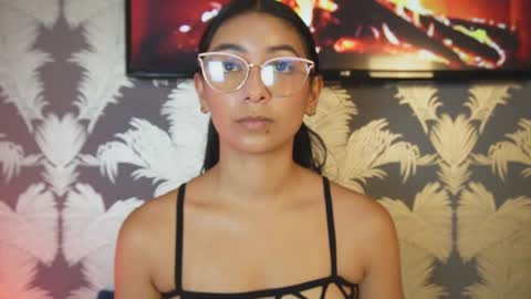 Snapshot of megan_cruzgb chatting on January 14, 2025, 7:43 pm Carolina Paez online show from January 14, 2025, 7:43 pm