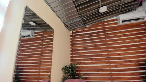 megan_raiin online show from February 2, 2025, 6:15 am