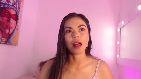 Snapshot of megan_shadow chatting on October 17, 2025, 8:44 pm Megan Shadow online show from October 17, 2025, 8:44 pm