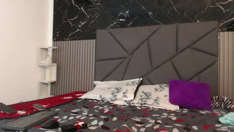 Megan online show from December 29, 2024, 11:50 pm