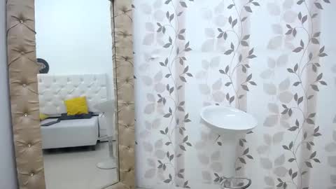 Snapshot of megan_sweet_1 chatting on January 29, 2025, 11:41 am megan_sweet_1 online show from January 29, 2025, 11:41 am