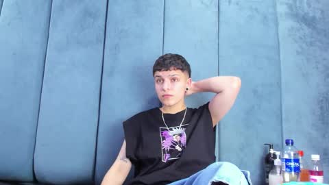 megan_thompsonn_ online show from March 18, 2026, 2:15 am