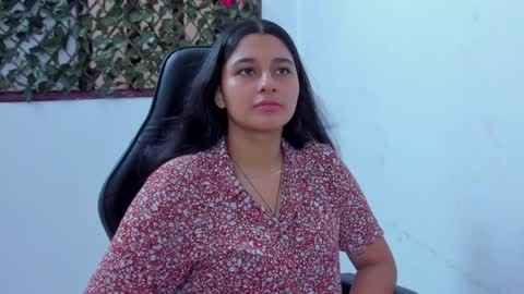 megan white 01  online show from December 8, 2024, 7:32 pm