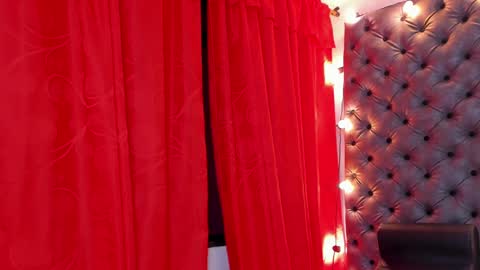 megan white 01  online show from January 10, 2025, 2:46 am