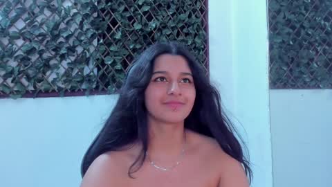 megan white 01  online show from January 14, 2025, 10:17 am