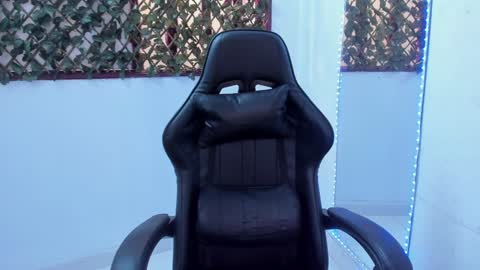 megan white 01  online show from January 15, 2025, 2:13 pm