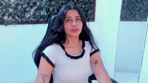 megan white 01  online show from January 18, 2025, 6:03 am