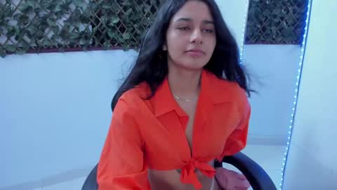 megan white 01  online show from January 27, 2025, 11:11 pm