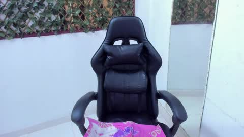 megan white 01  online show from February 15, 2025, 9:26 pm