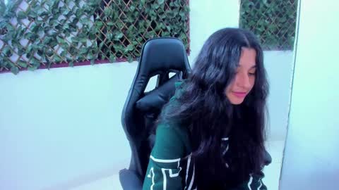 megan white 01  online show from February 23, 2025, 3:02 am