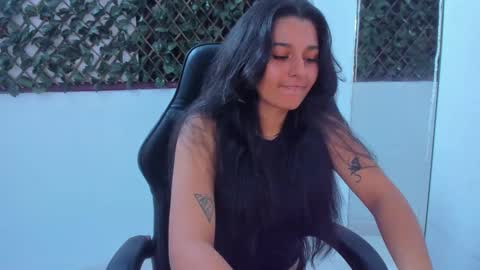 megan white 01  online show from March 10, 2025, 6:16 am