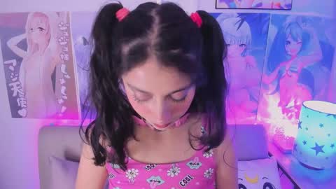 Snapshot of megan_yagami chatting on December 17, 2024, 8:01 am Megan  online show from December 17, 2024, 8:01 am