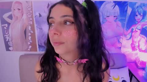 Snapshot of megan_yagami chatting on February 13, 2025, 4:32 am Megan  online show from February 13, 2025, 4:32 am