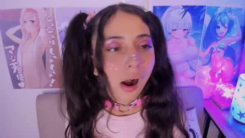 Snapshot of megan_yagami chatting on February 19, 2025, 5:05 am Megan  online show from February 19, 2025, 5:05 am