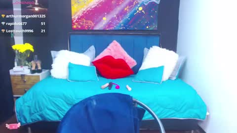 M E G A N   online show from December 24, 2024, 5:44 pm