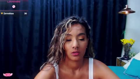 M E G A N   online show from January 17, 2025, 10:01 pm