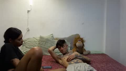 Snapshot of meganandmax1 chatting on March 3, 2026, 12:28 am meganandmax1 online show from March 3, 2026, 12:28 am